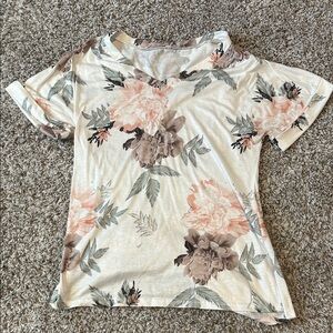 Floral V-Neck Short Sleeve Top - Cream with Blush & Taupe Flowers